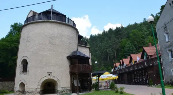 Skansen górniczo hutniczy w Leszczynie - odkryj fascynującą historię górnictwa